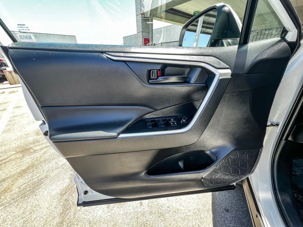 Certified Used 2025 White Toyota LE image 19