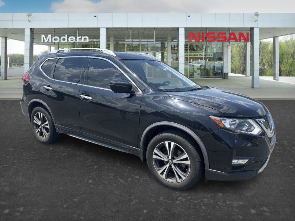Used 2019 Magnetic Black Pearl Nissan SV image 7