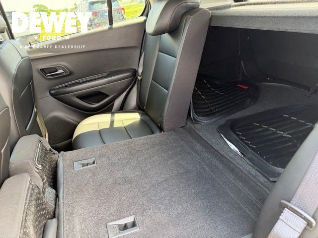 Used 2022 Stone Gray Metallic Chevrolet LT image 28
