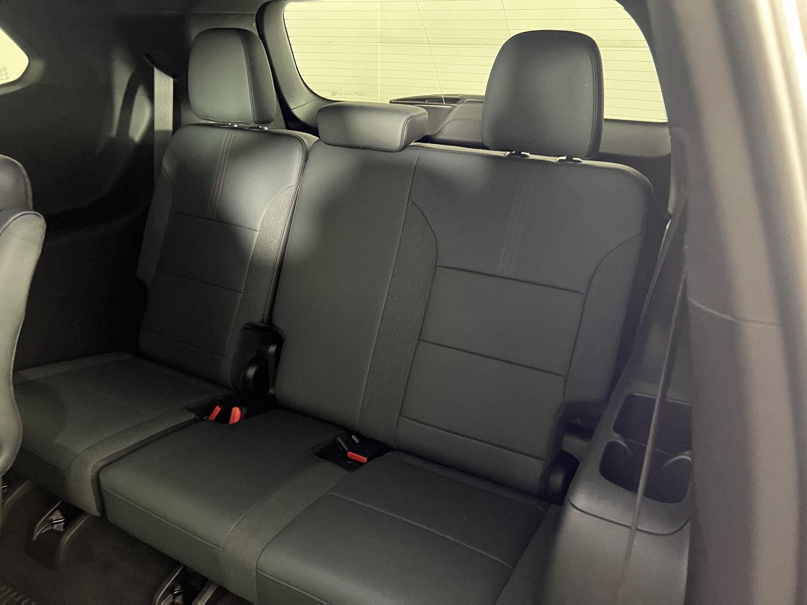 Used 2026 Sterling Metallic GMC AWD AT4 image 45