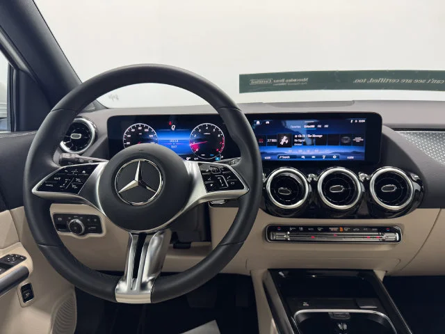 Certified Used 2026 Polar White Mercedes-Benz GLA 250 image 3
