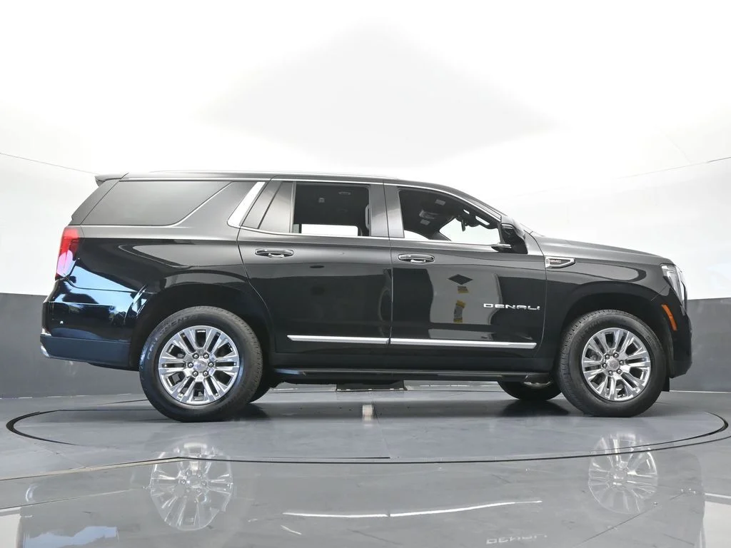 2025 GMC Yukon Denali - Photo 68