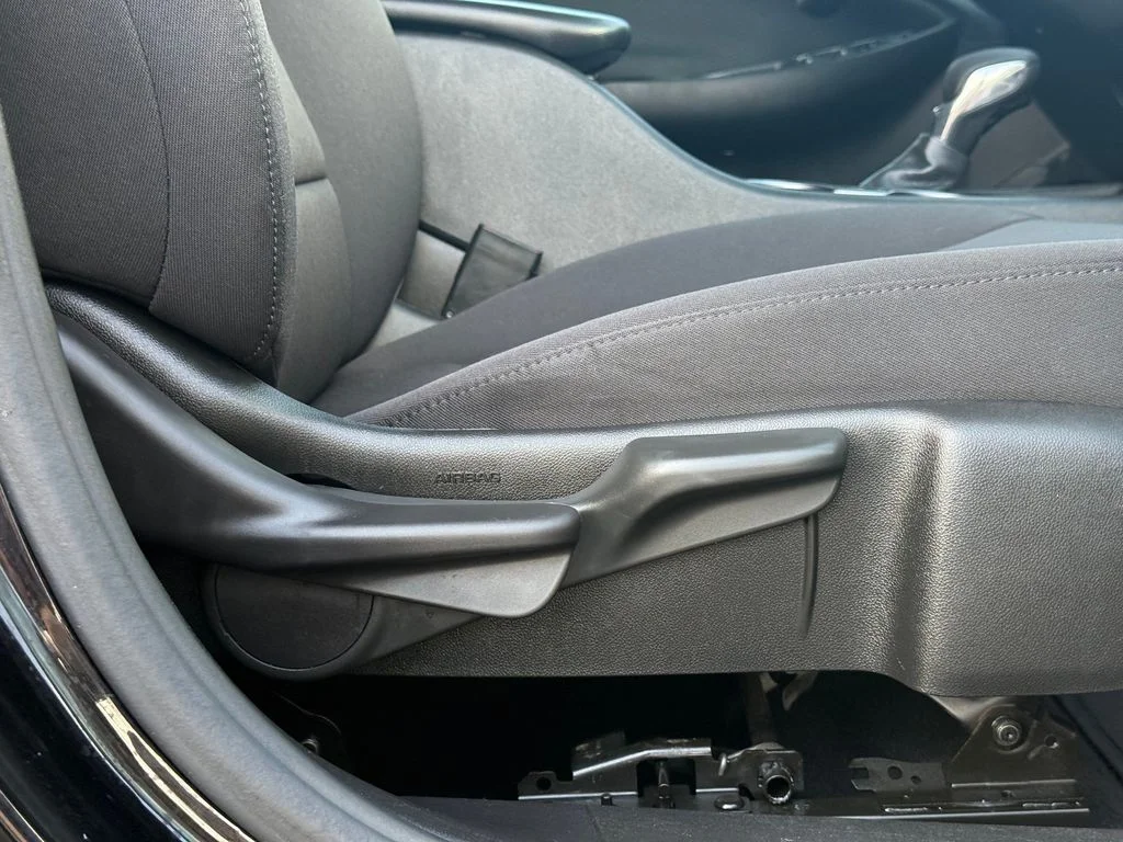 Used 2022 Black Chevrolet LS image 23