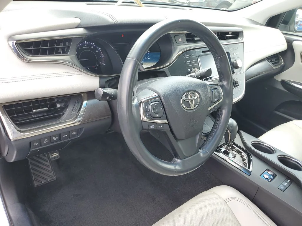 Used 2017 Silver Toyota Limited image 20