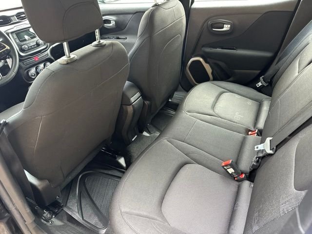 2015 Jeep Renegade Sport - Photo 17