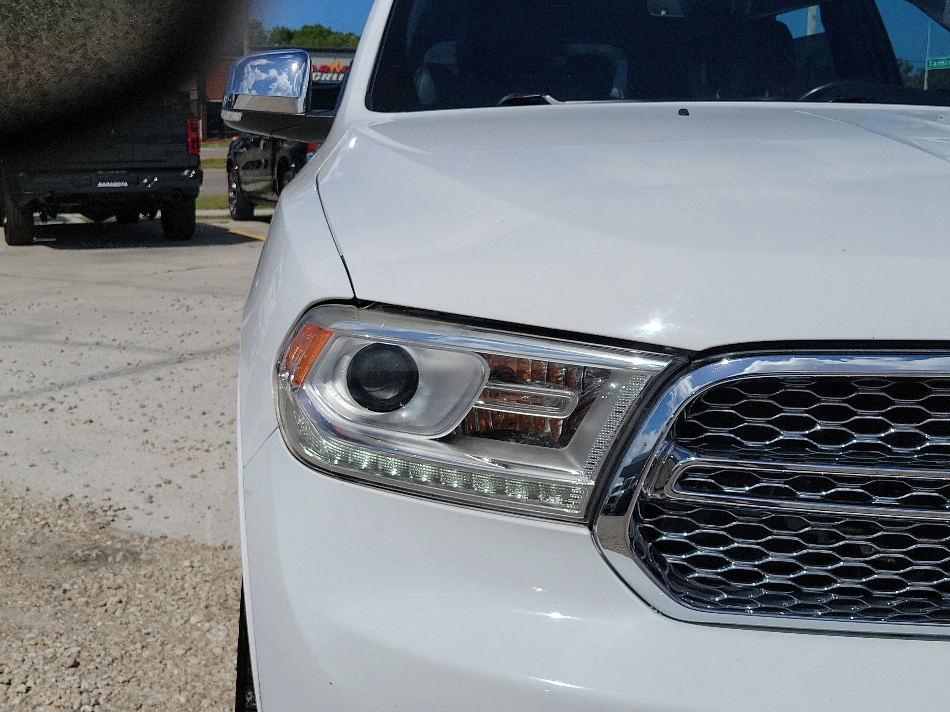 Used 2019 White Knuckle Clearcoat Dodge Citadel image 7
