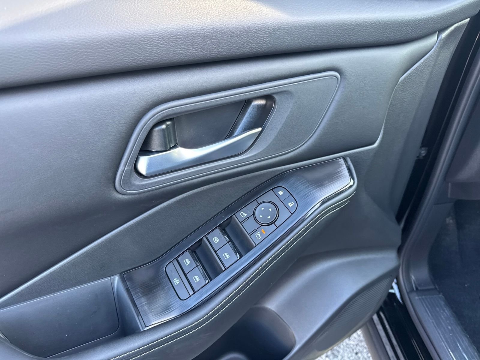 New 2026 Nissan Rogue SV 4D Sport Utility