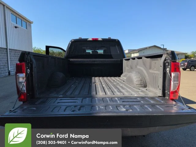 Used 2022 Black Metallic Ford  image 27