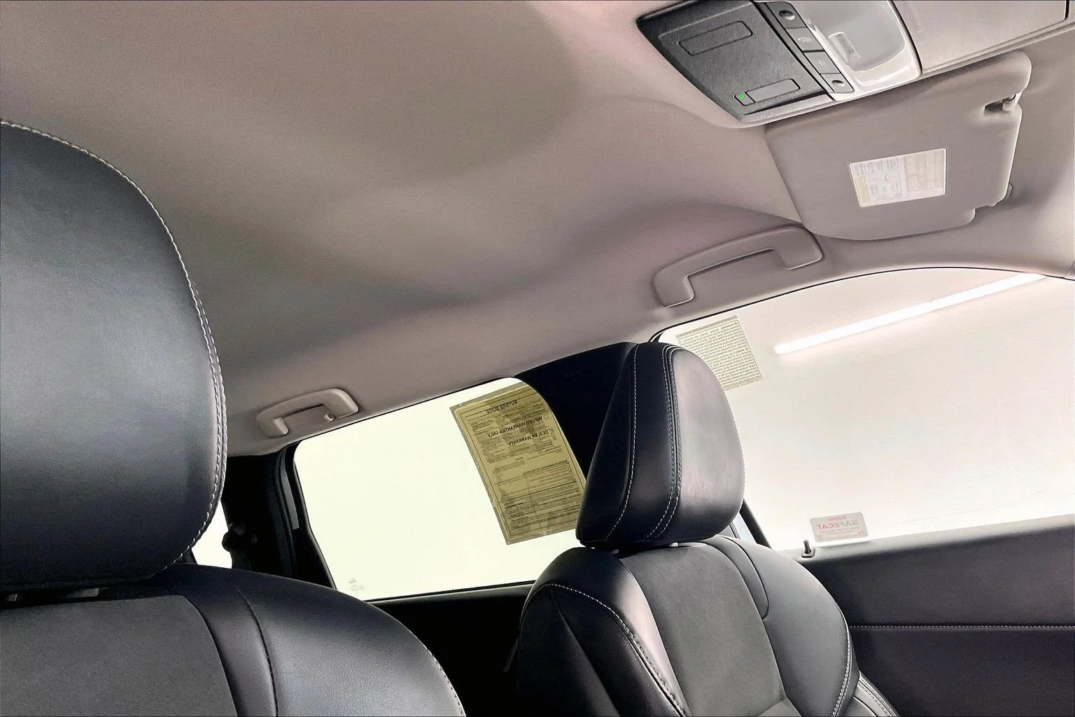 2023 Mitsubishi Outlander Plug-In Hybrid SE - Photo 23