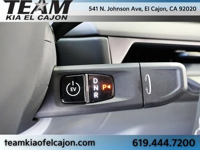 New 2026 Gray Kia Wind image 40