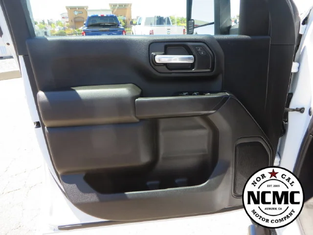 Used 2025 White Chevrolet Work Truck image 14