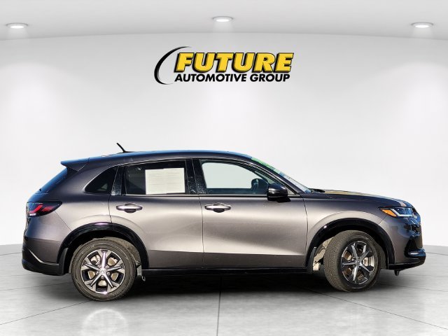 Used 2024  Honda EX-L image 3
