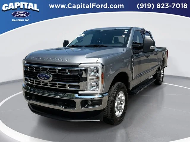 Used 2024 Silver Ford XLT image 1