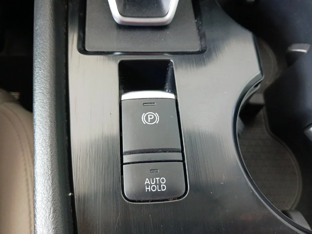 Used 2024 White Nissan SV image 25