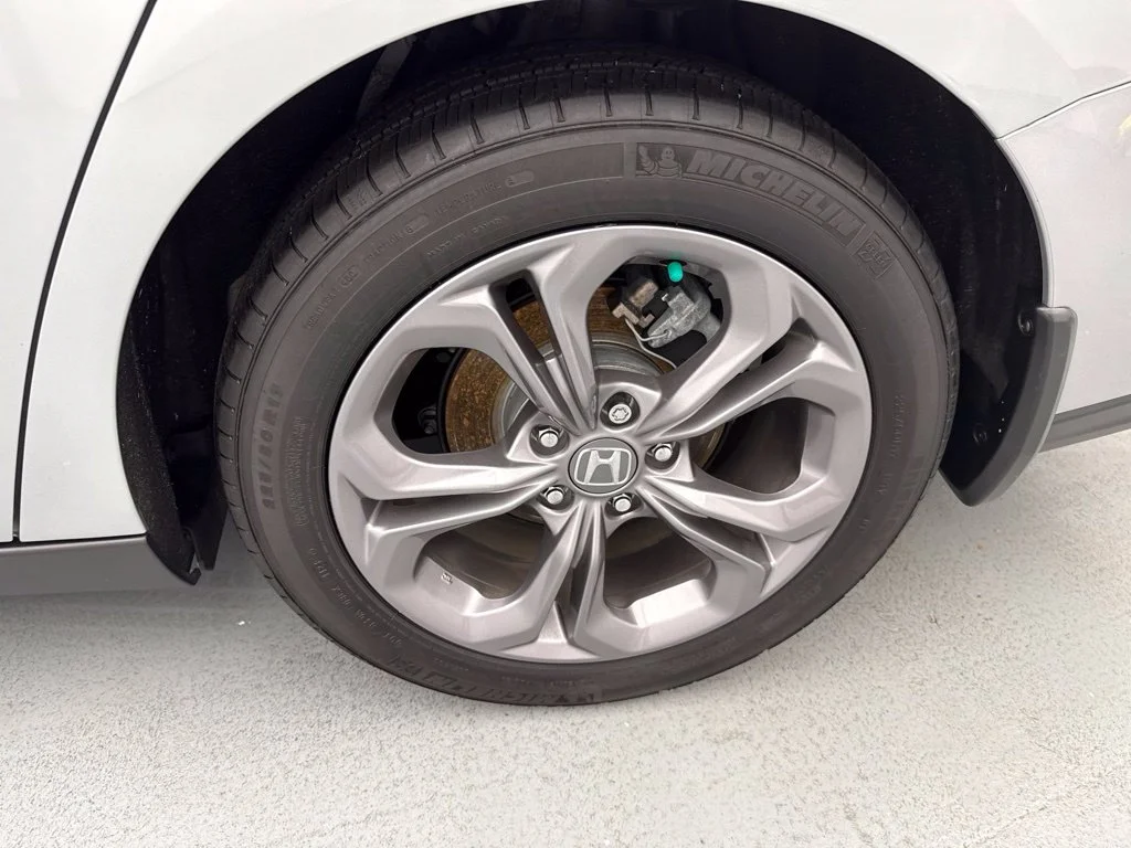 Used 2024 Meteorite Gray Metallic Honda EX image 6
