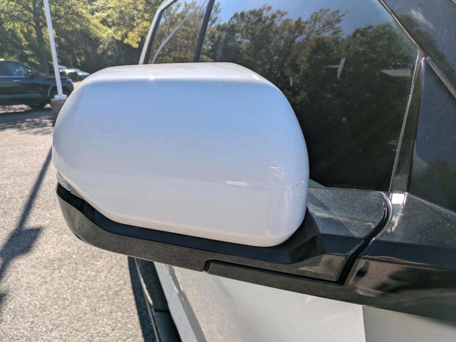 Used 2023 Ice Cap Toyota SR5 image 12