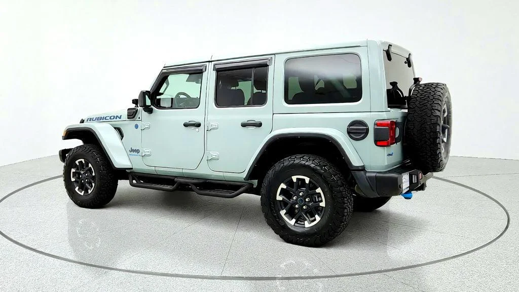 Used 2024 Earl Clearcoat Jeep Rubicon X 4xe w/ Nappa Leather, Rock-Trac & Off-Road Camera image 7