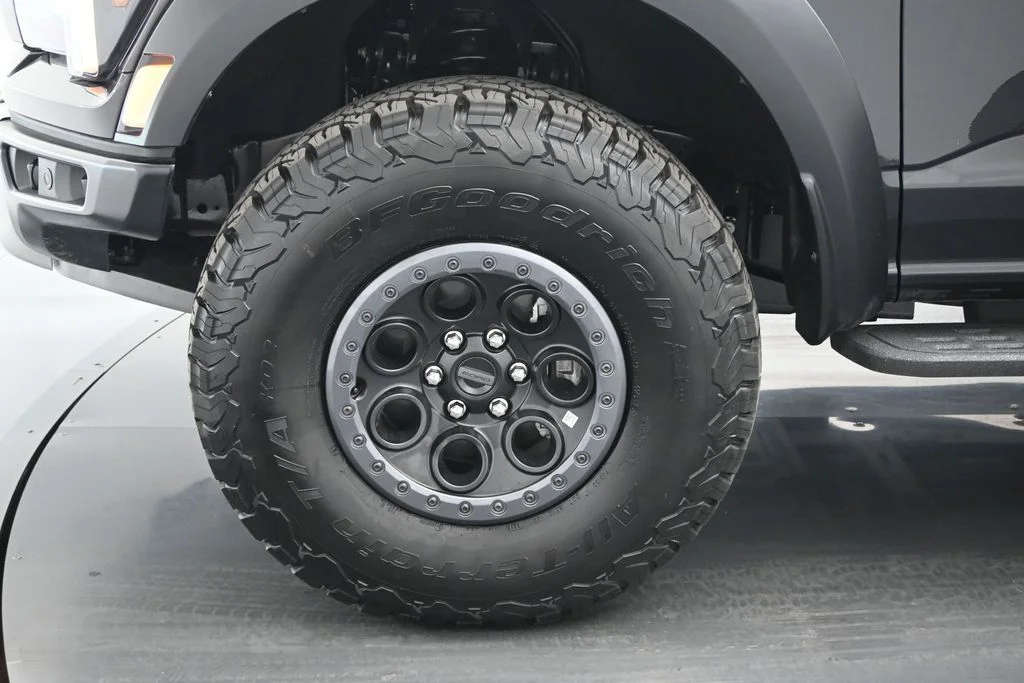 New 2026 Agate Black Metallic Ford Raptor image 24