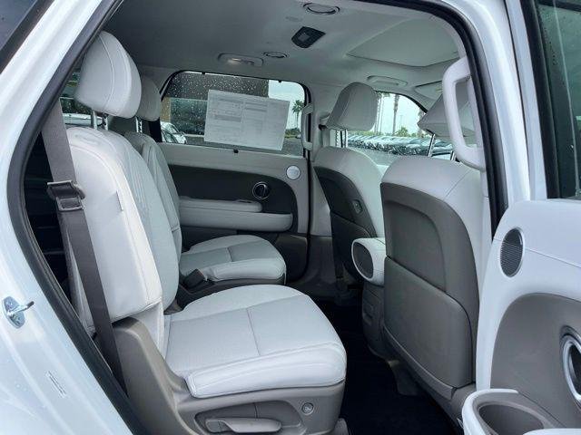 New 2026 White Hyundai SEL Premium FWD image 14