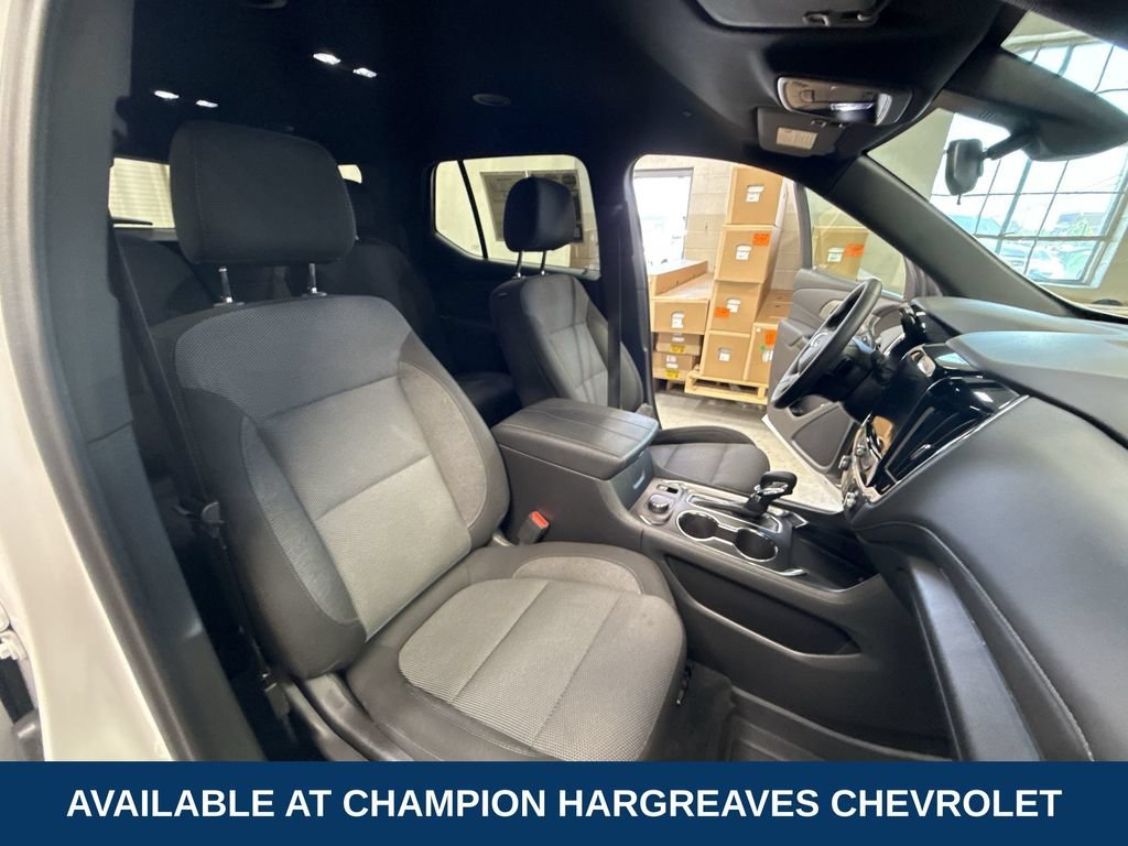 Used 2023 Summit White Chevrolet LT Cloth image 36