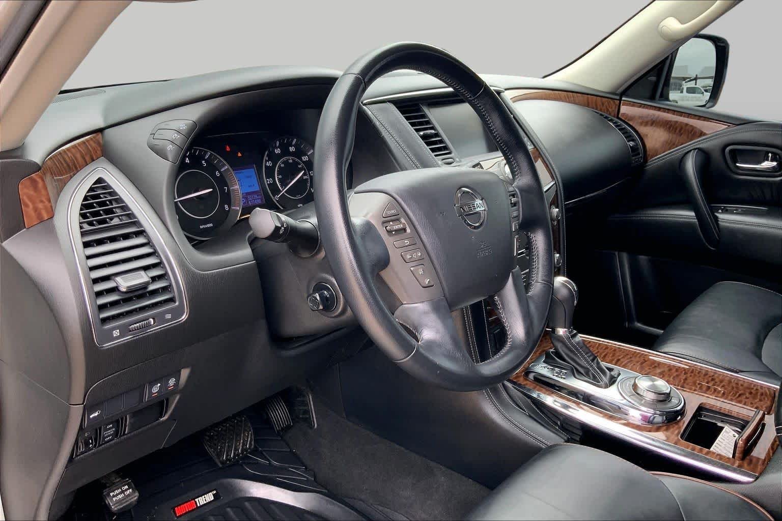 Used 2019 Brilliant Silver Metallic Nissan SL image 17