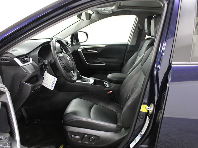 Used 2022 Blueprint Toyota XLE Premium image 10