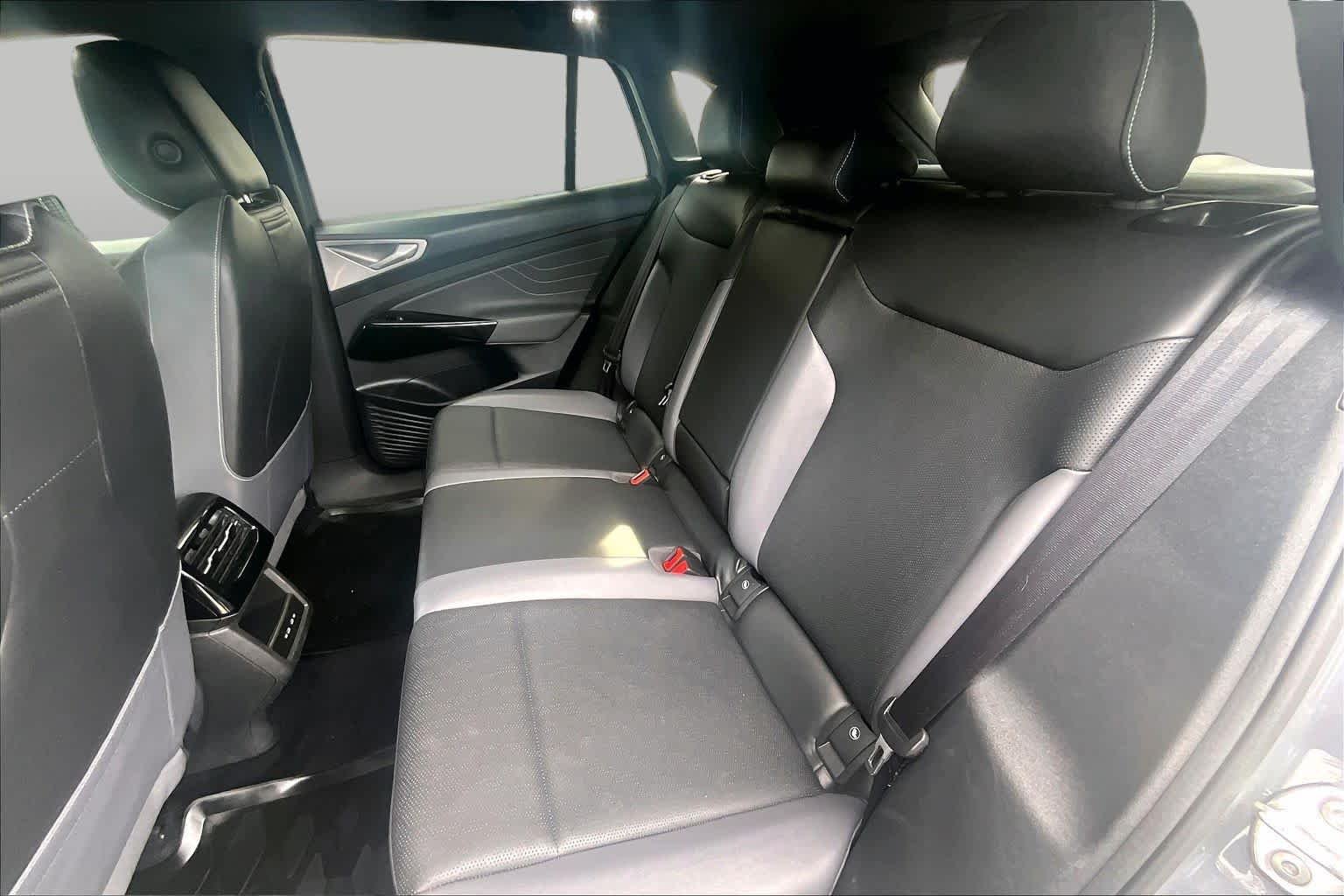 Used 2024 Pure Gray Volkswagen S image 20