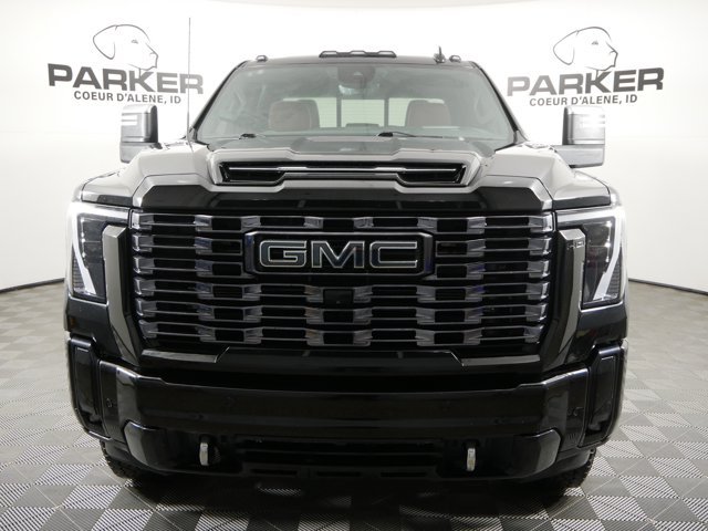 Used 2025 Onyx Black GMC Crew Cab Denali Ultimate 6.6L Diesel image 3