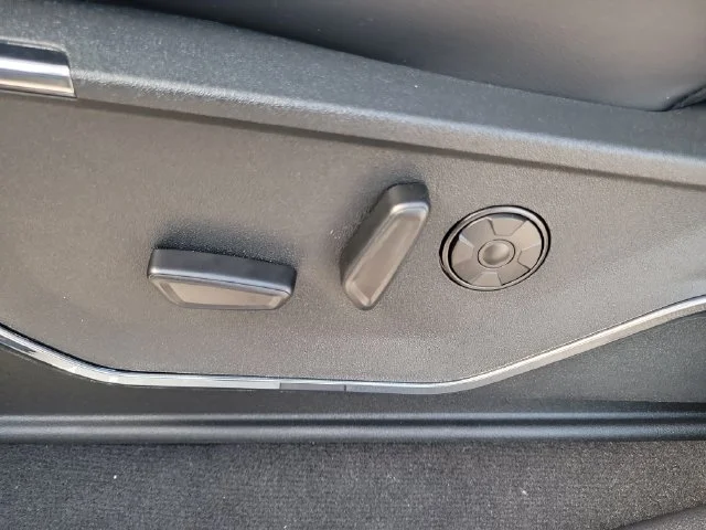 New 2026 Avalanche Ford Platinum image 21