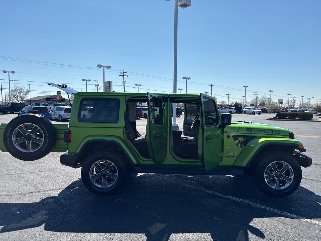 Used 2019 Green Jeep Unlimited Sahara image 19