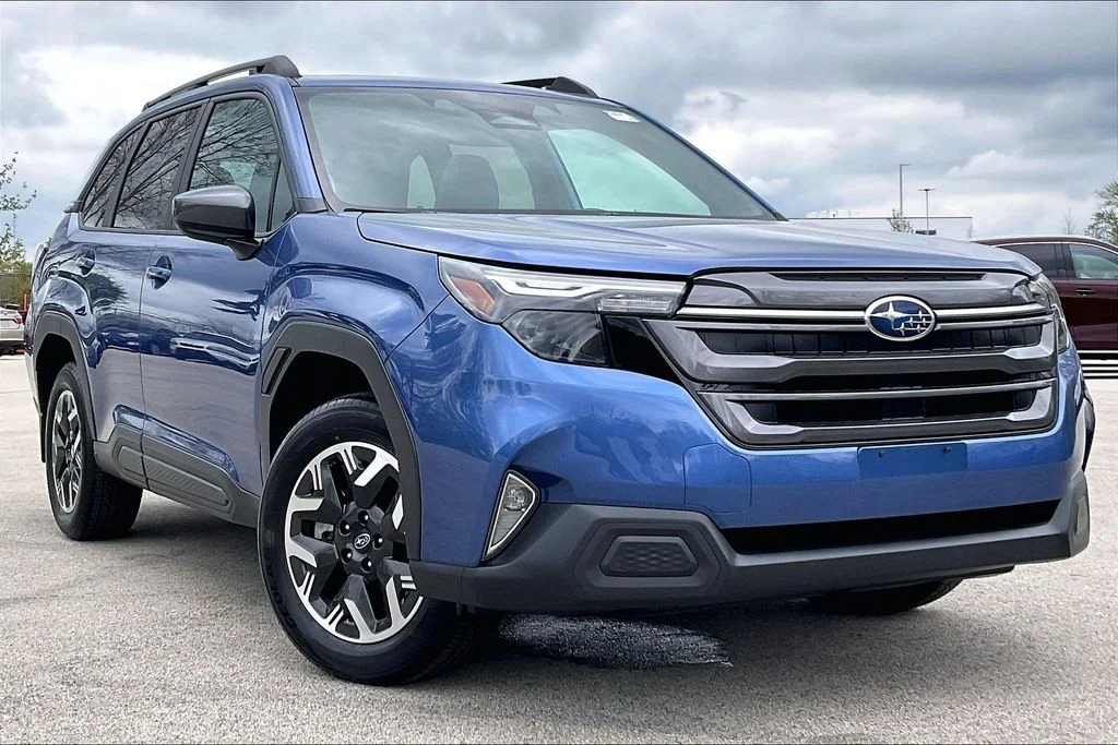 Used 2026 Blue Subaru Premium image 34