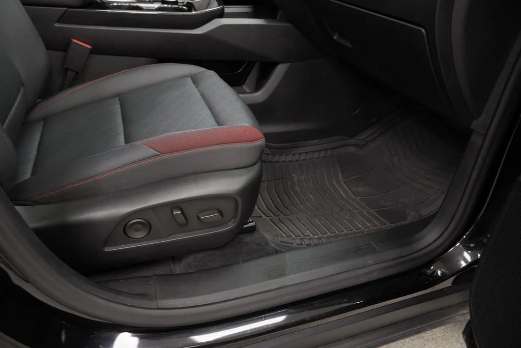 Certified Used 2025 Mosaic Black Metallic Chevrolet RS image 35
