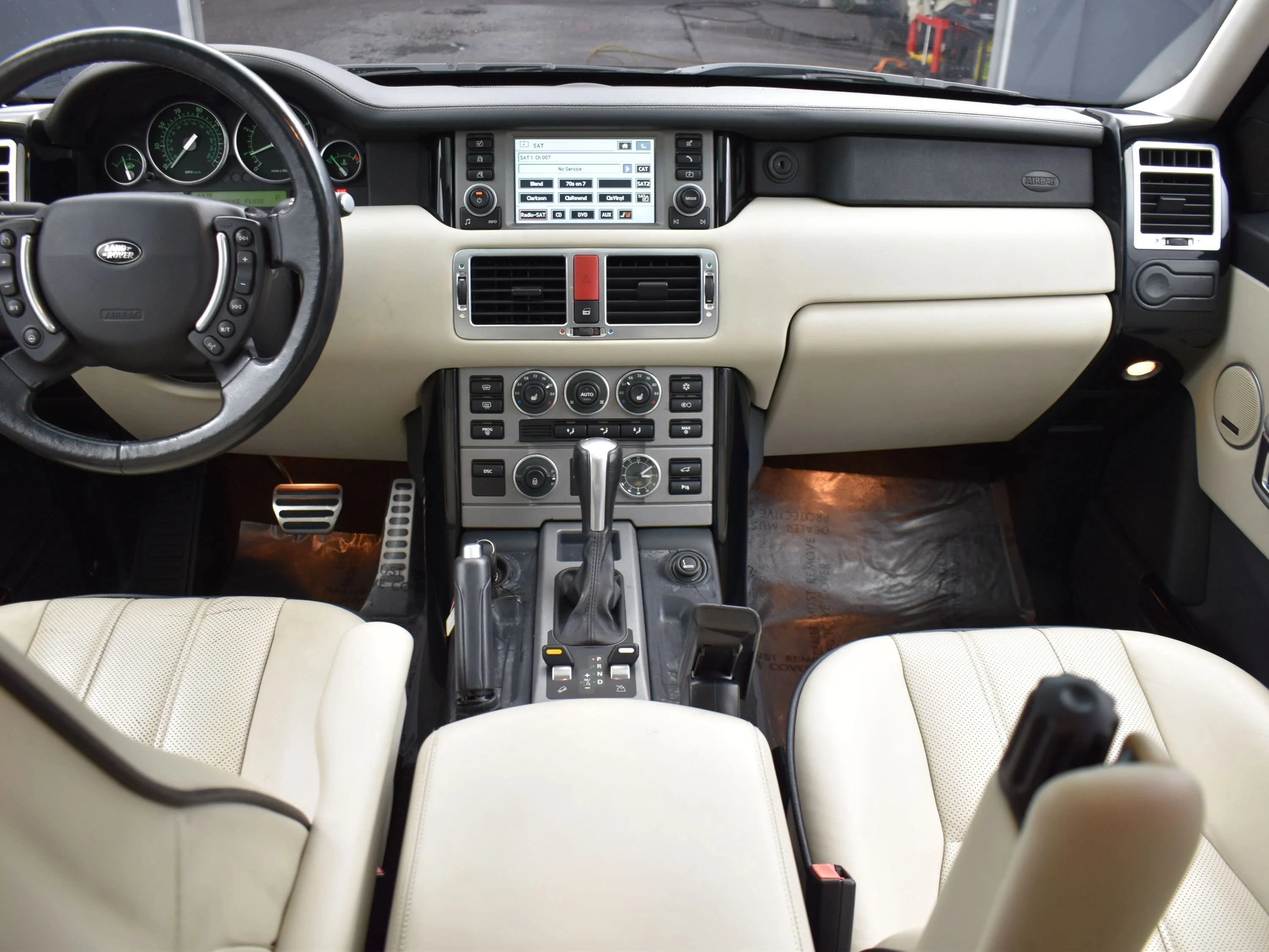 Used 2006 Java Black Land Rover SC image 18