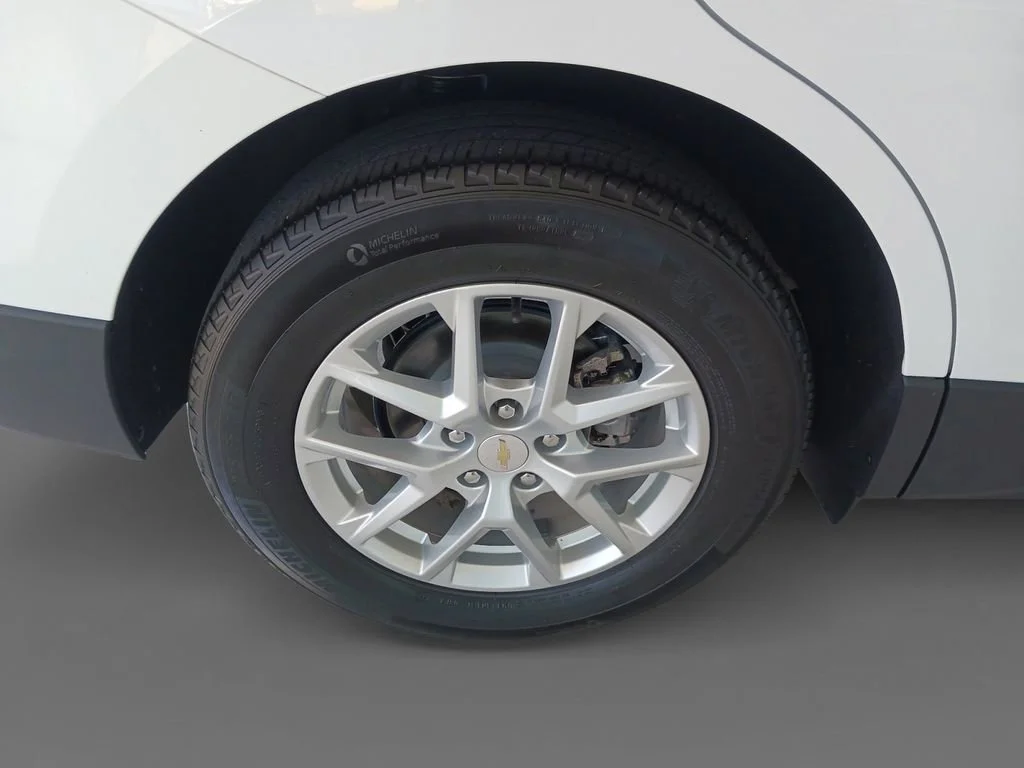 Used 2023 Summit White Chevrolet LS image 10