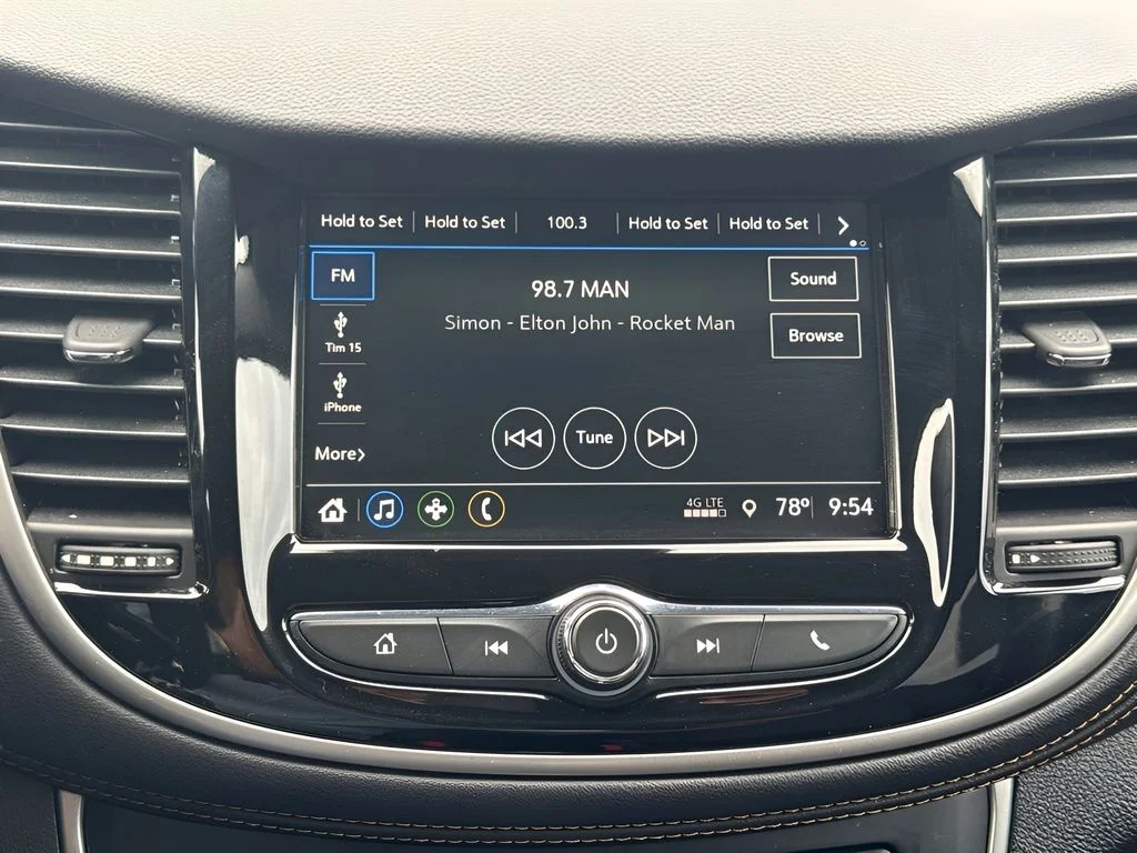 Used 2019 Blue Chevrolet LT image 8
