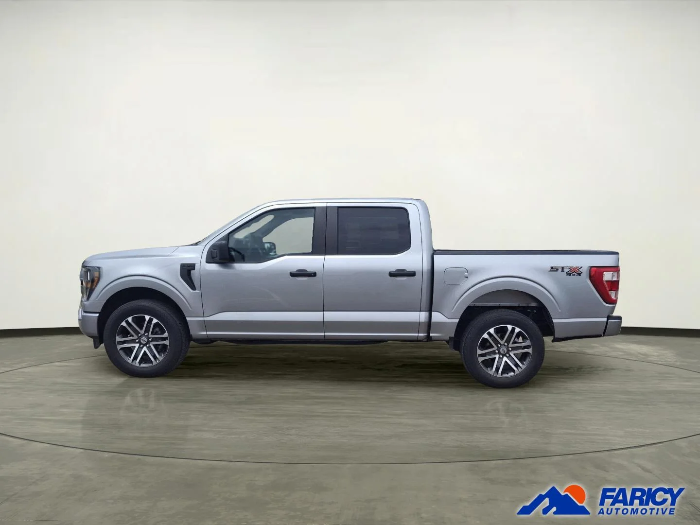 Used 2023 Iconic Silver Ford XL image 2