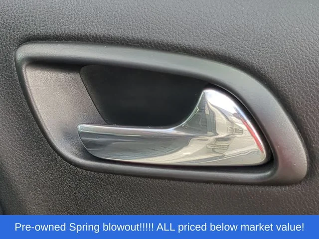 Used 2020 White Dodge Crossroad image 46