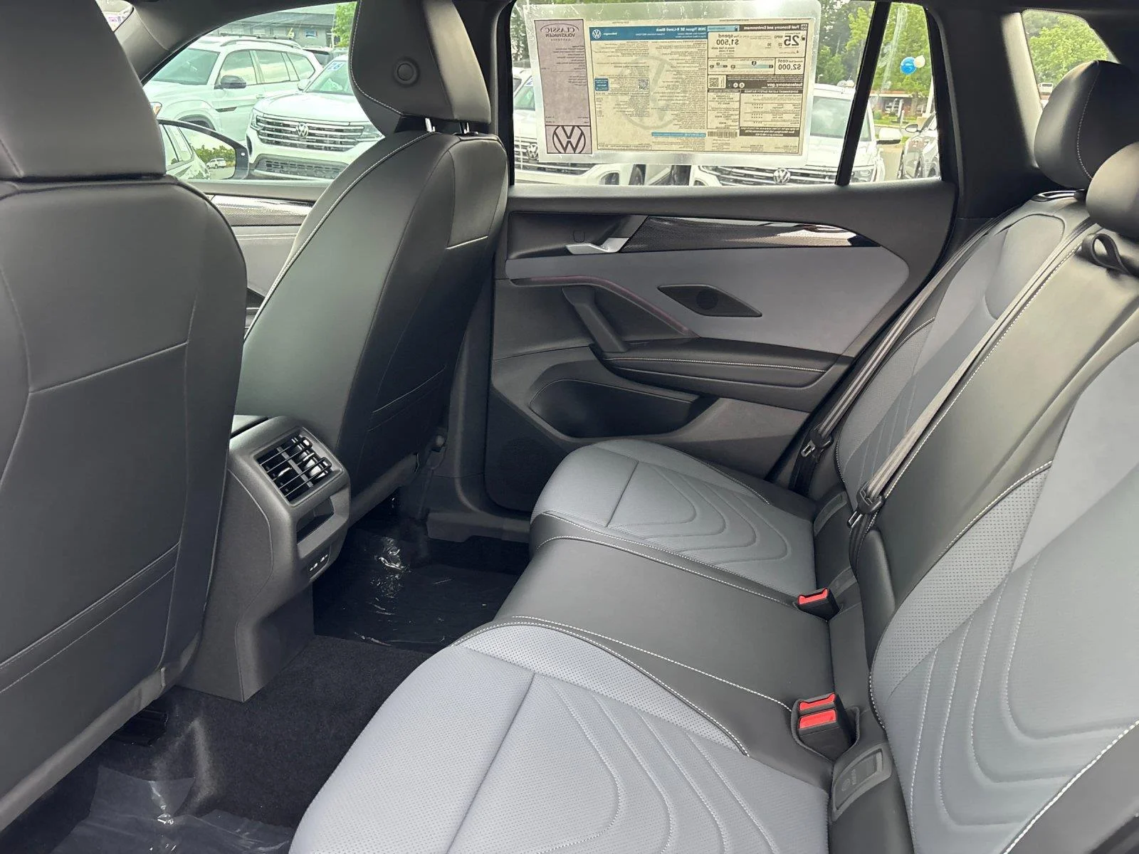 New 2026 platinum gray metallic Volkswagen SE R-Line Black image 32