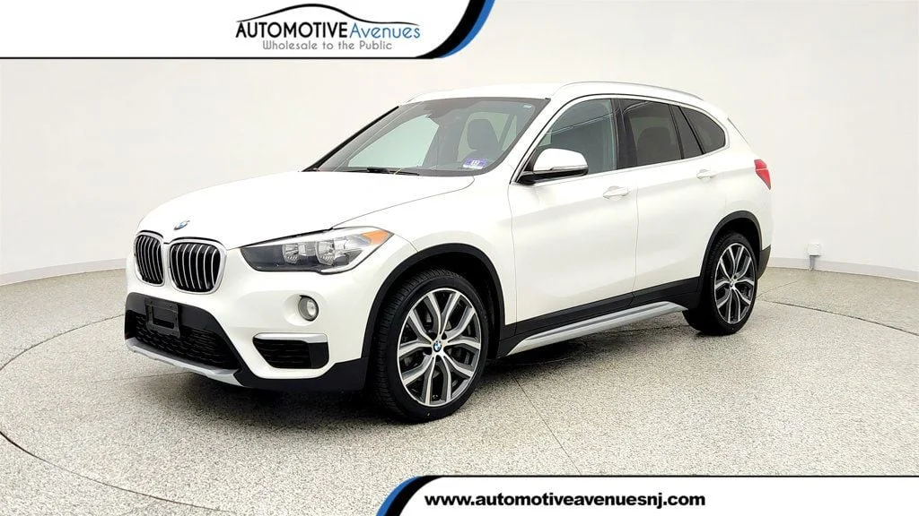 2017 BMW X1 sDrive28i's photo