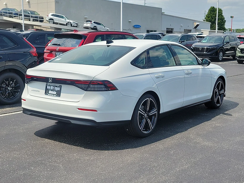 New 2026 Platinum White Pearl Honda SE image 20
