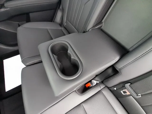 Used 2026 White Hyundai SEL image 41