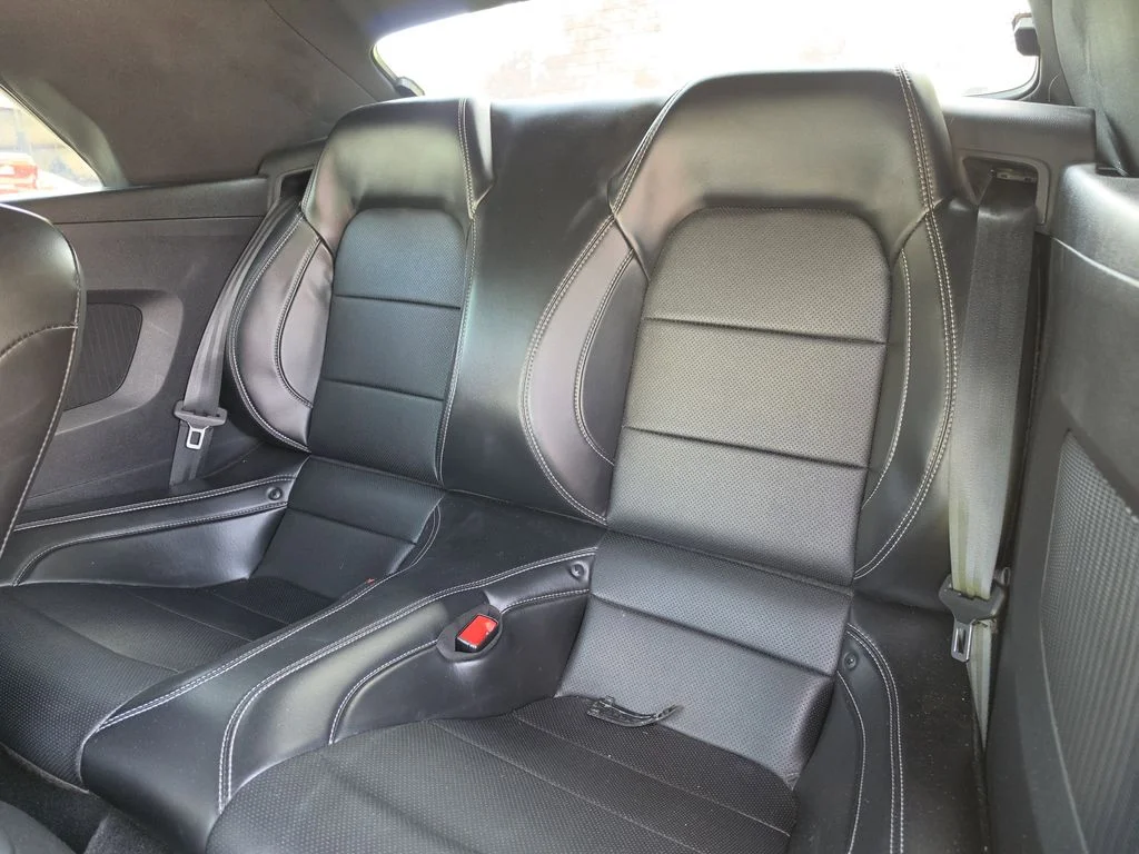 Used 2020  Ford GT Premium image 15