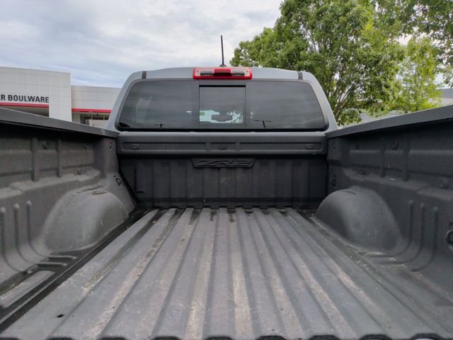 Used 2018 Gray Chevrolet ZR2 image 32