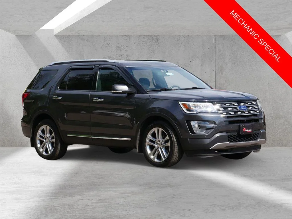Used 2016 Gray Ford Limited image 1