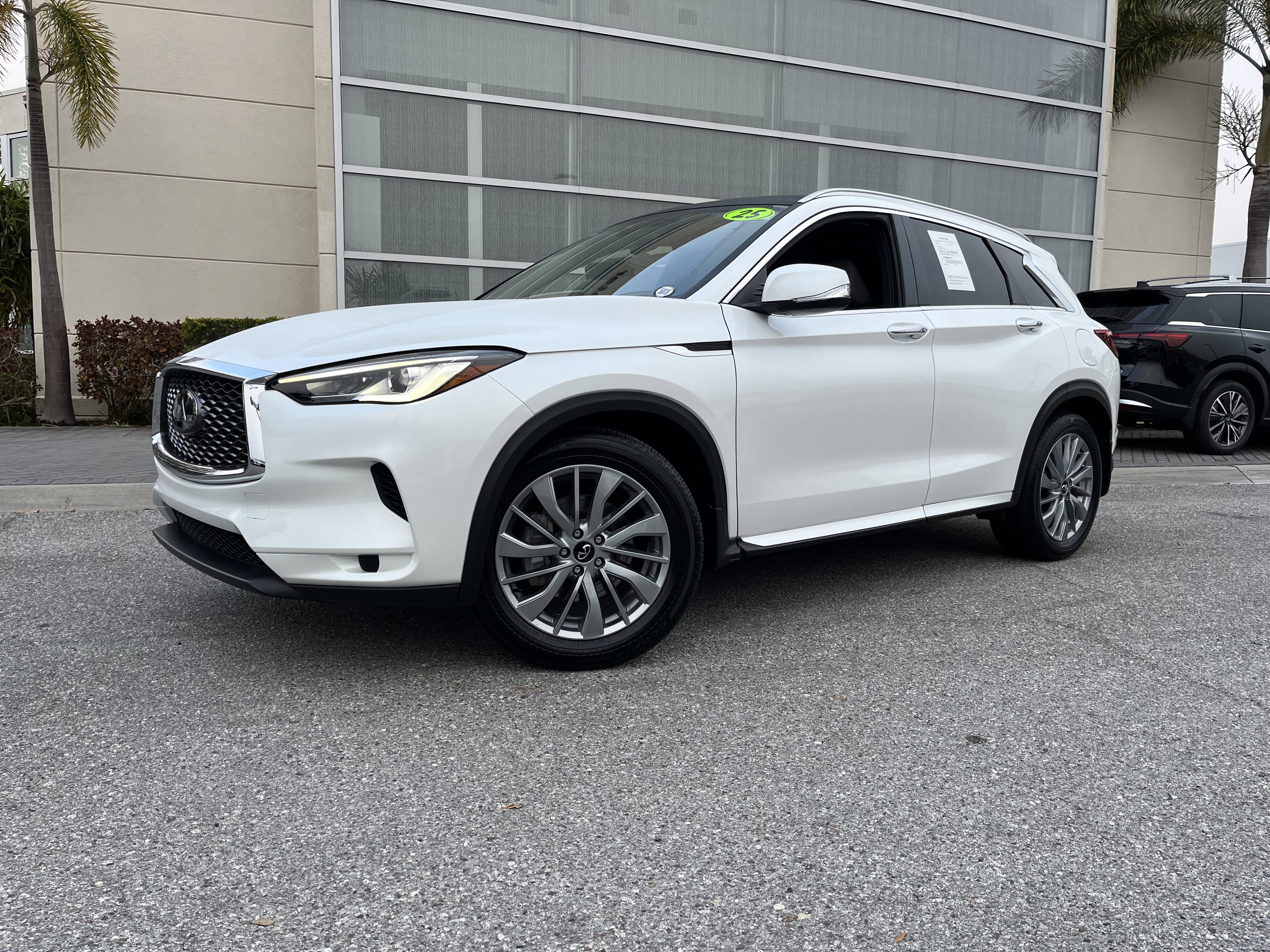 2025 INFINITI QX50 Luxe