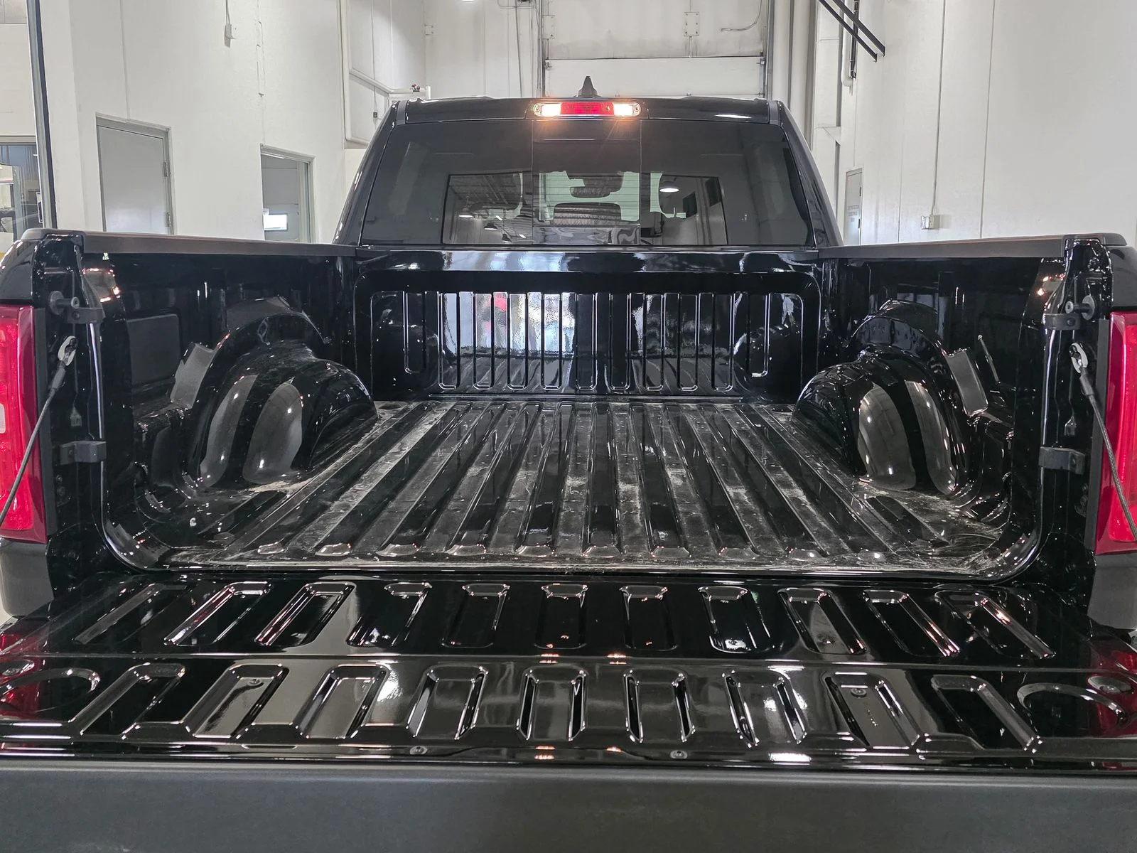 2026 RAM 1500 Laramie - Photo 17