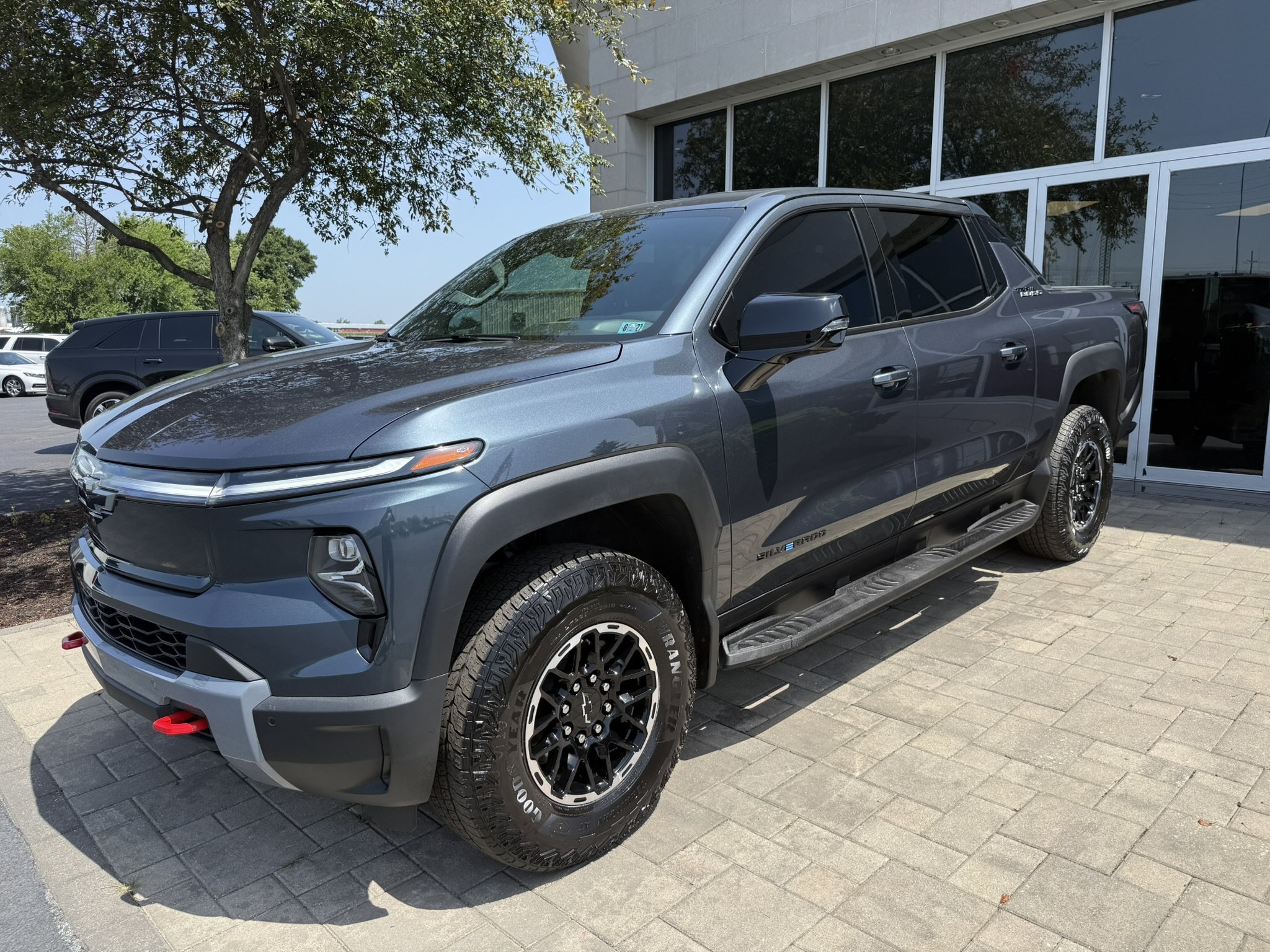 Used 2026 Blue Smoke Metallic Chevrolet Trail Boss - Extended Range image 4