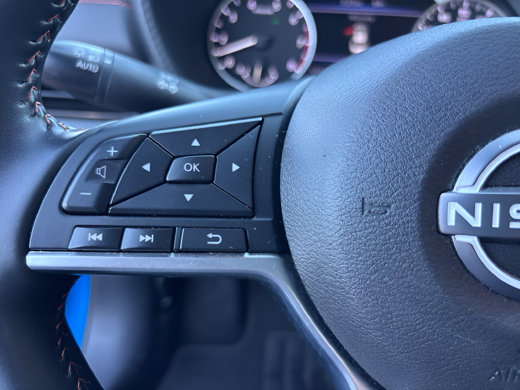 Used 2025 Blue Nissan SR image 14