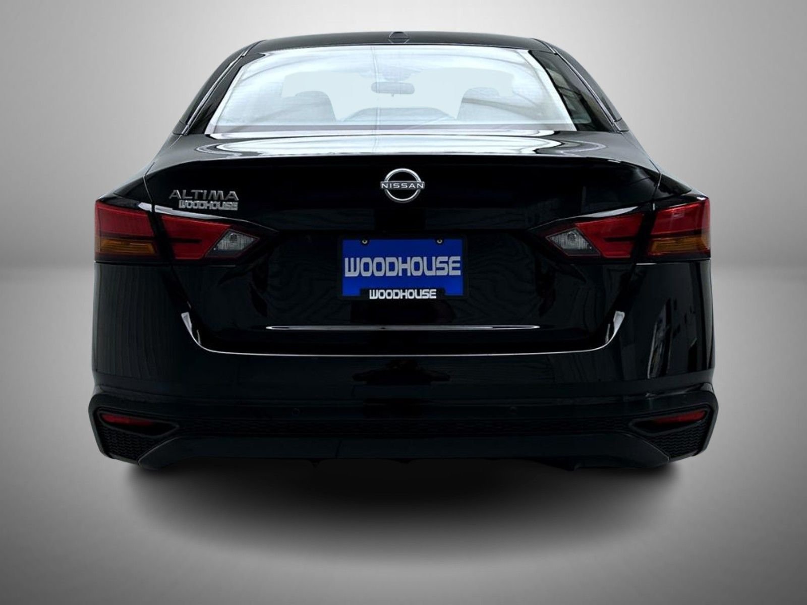 Used 2025 Black Nissan 2.5 SV image 6