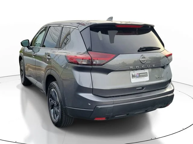 Used 2024 Gray Nissan SV image 3